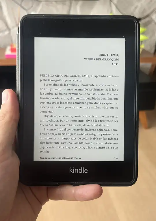 El eBook Mata tus sueños abierto en un Kindle en la primera página, Monte Emei, 1891