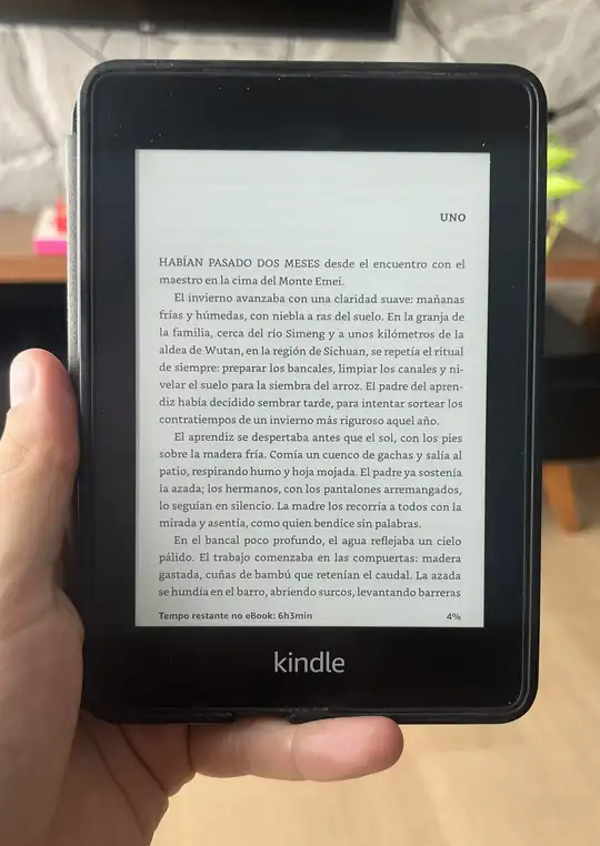 Primera página del capítulo uno de Mata tus sueños en un Kindle